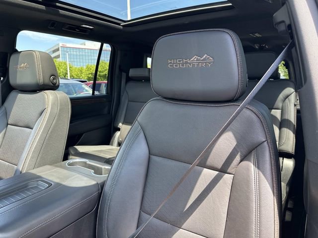 Used 2023 Chevrolet Suburban High Country w/ Premium Package AWD/4WD image 22