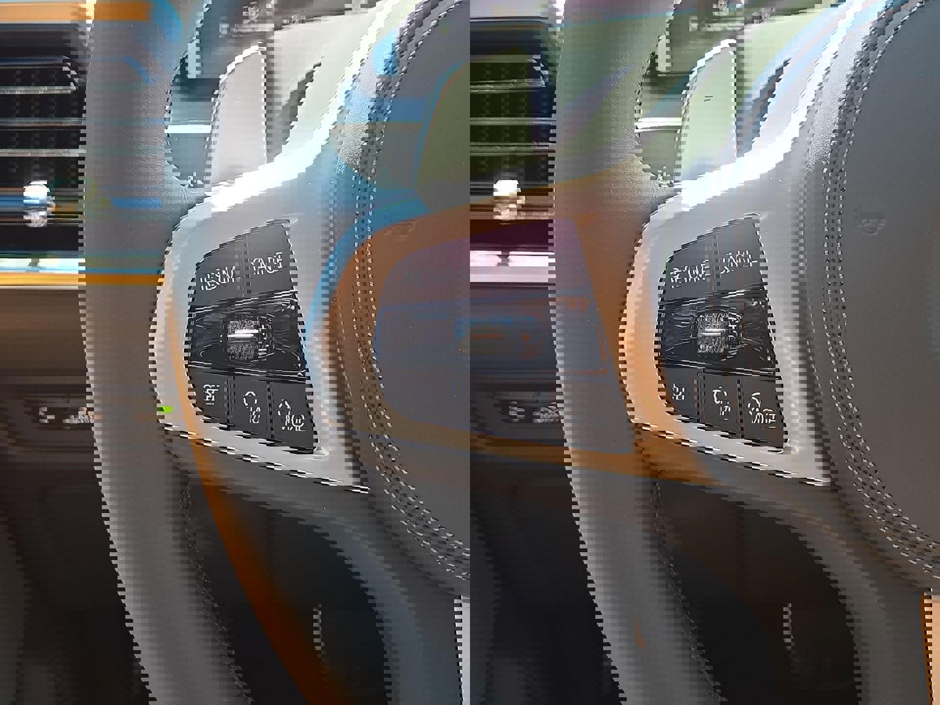 Certified 2026 BMW X5 xDrive40i w/ M Sport Package image 21