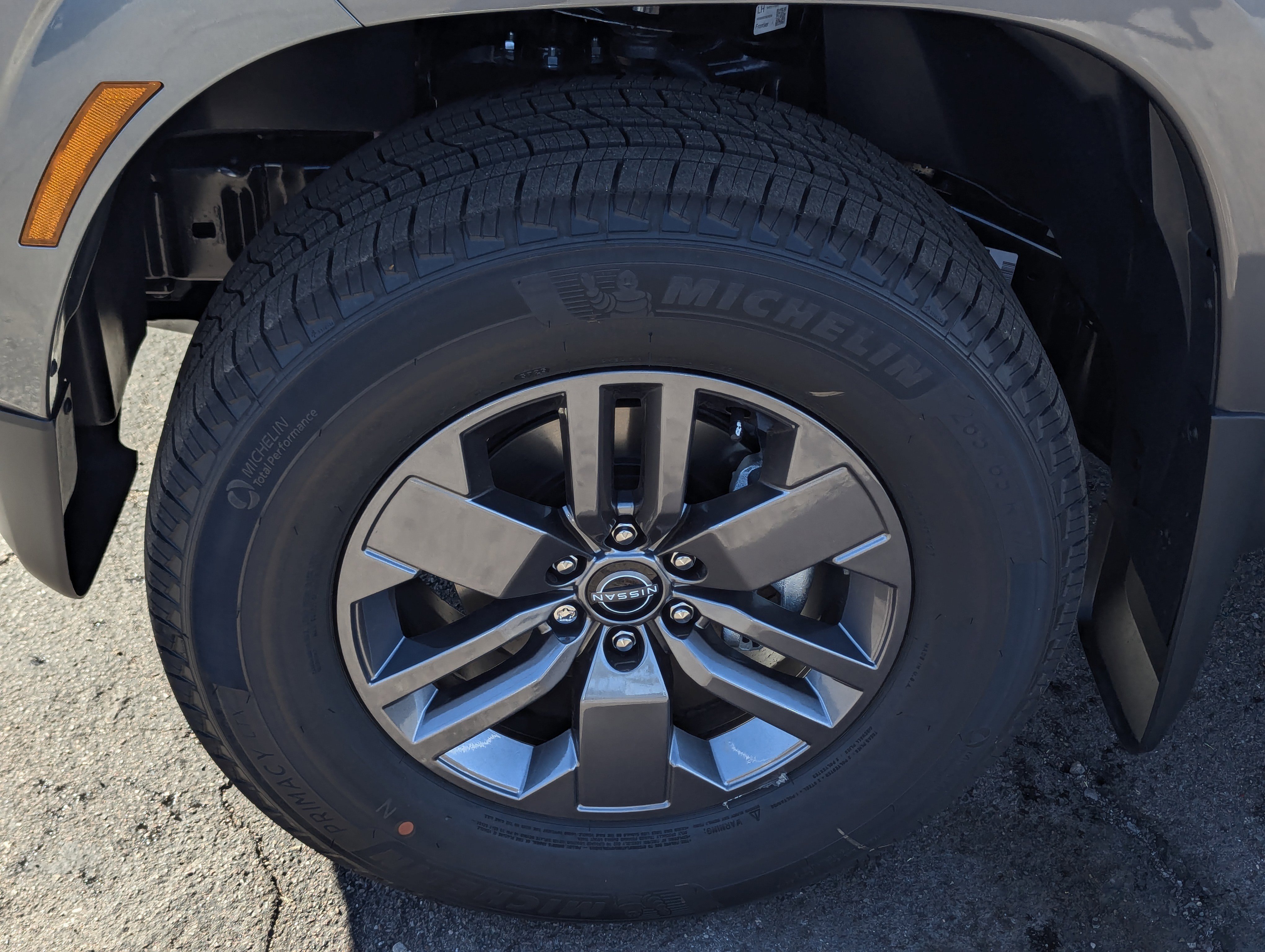 New 2026 Nissan Frontier SV image 7