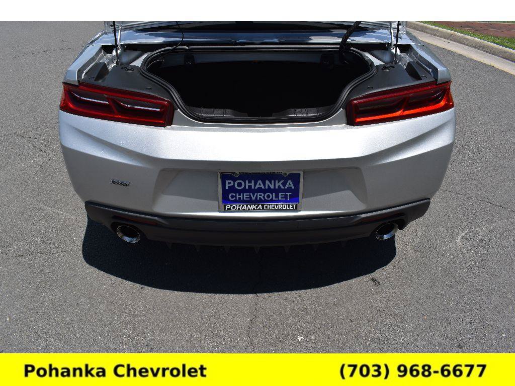 Used 2018 Chevrolet Camaro SS RWD image 29