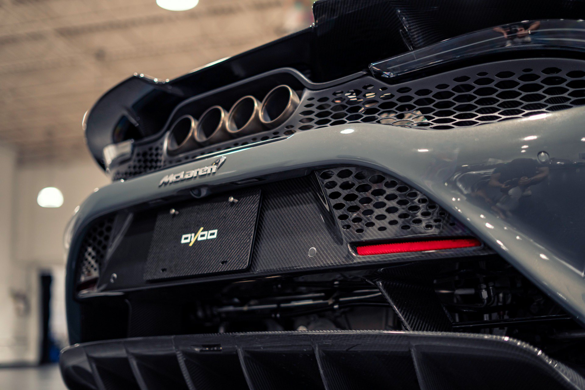 Used 2021 McLaren 765LT RWD image 24