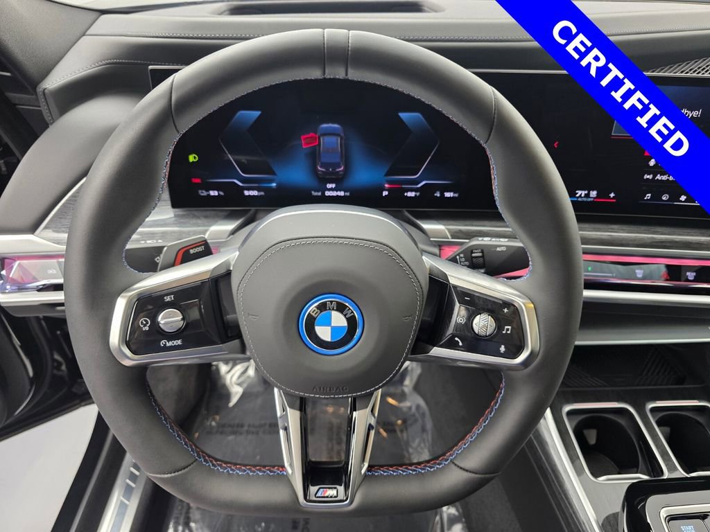 Used 2025 BMW i7 M70 w/ Executive Package image 21