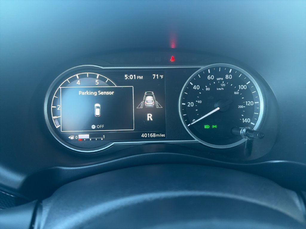 Used 2020 Nissan Kicks SV FWD image 29