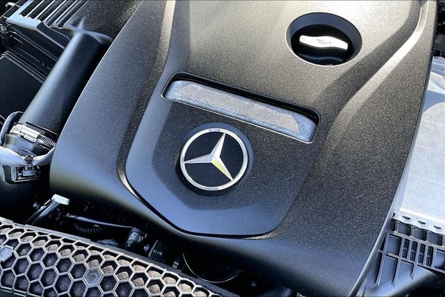 Used 2019 Mercedes-Benz E 300 4MATIC image 34