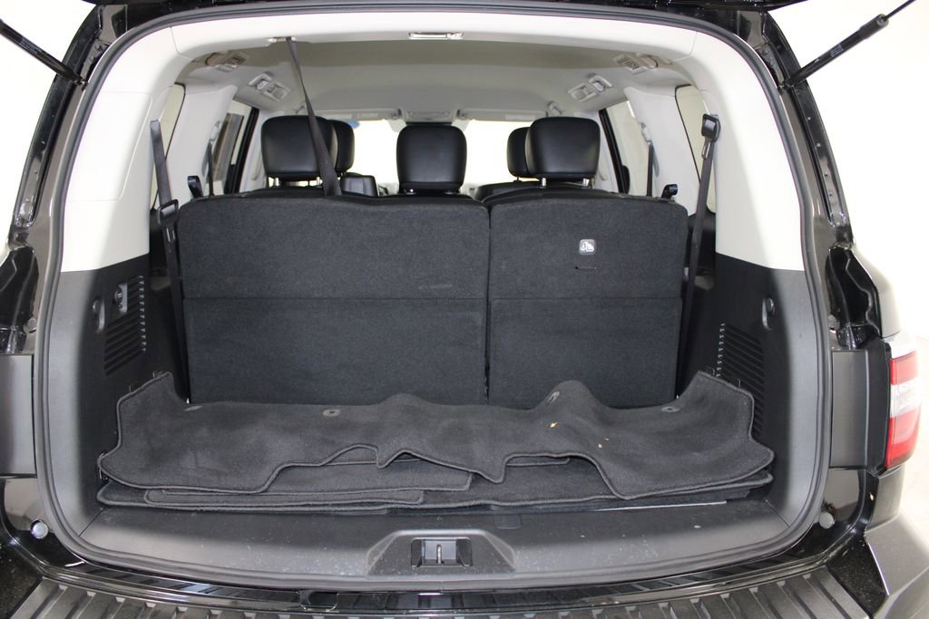 Used 2024 Nissan Armada SV w/ Cargo Package AWD/4WD image 16
