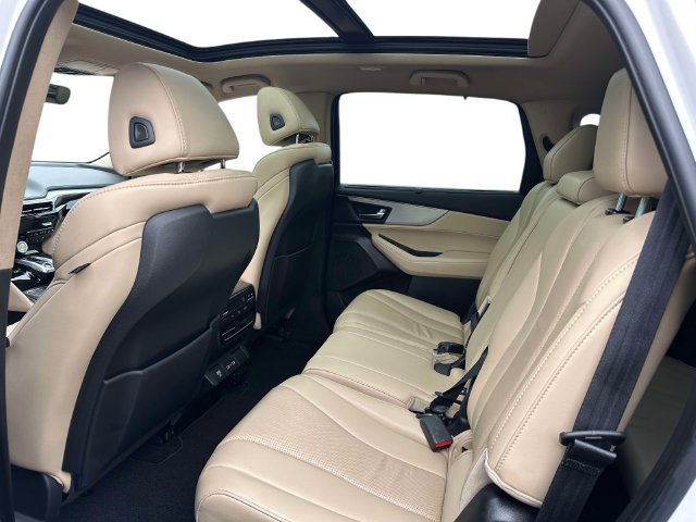 Certified 2023 Acura MDX w/ Technology Package AWD/4WD image 17