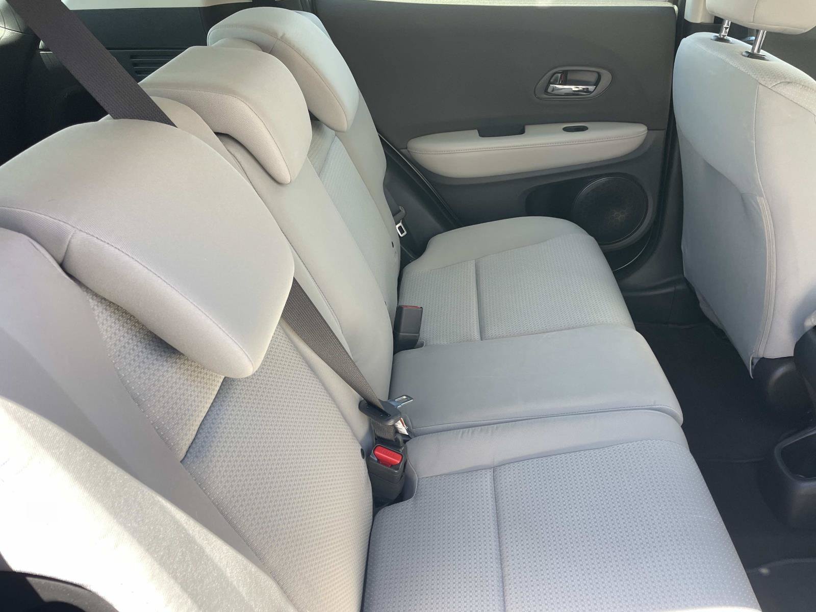 Used 2019 Honda HR-V LX image 18