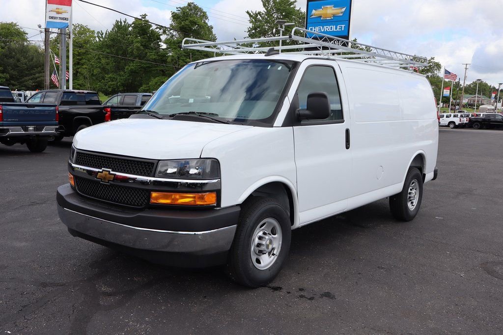 New 2025 Chevrolet Express 2500 w/ Driver Convenience Package image 26