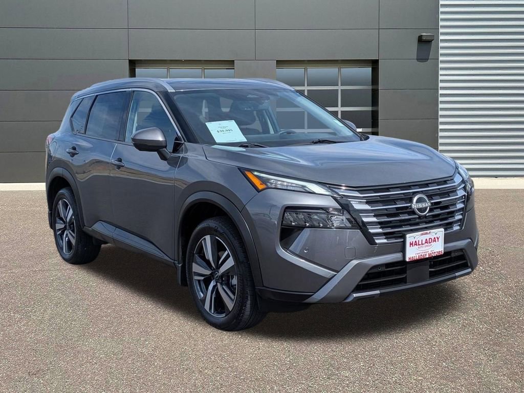 Used 2024 Nissan Rogue SL w/ SL Premium Package image 3