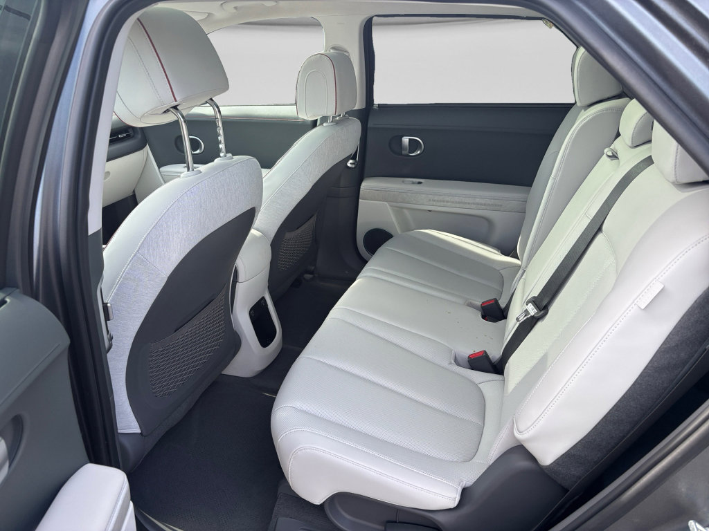 Used 2024 Hyundai Ioniq 5 Limited AWD/4WD image 10