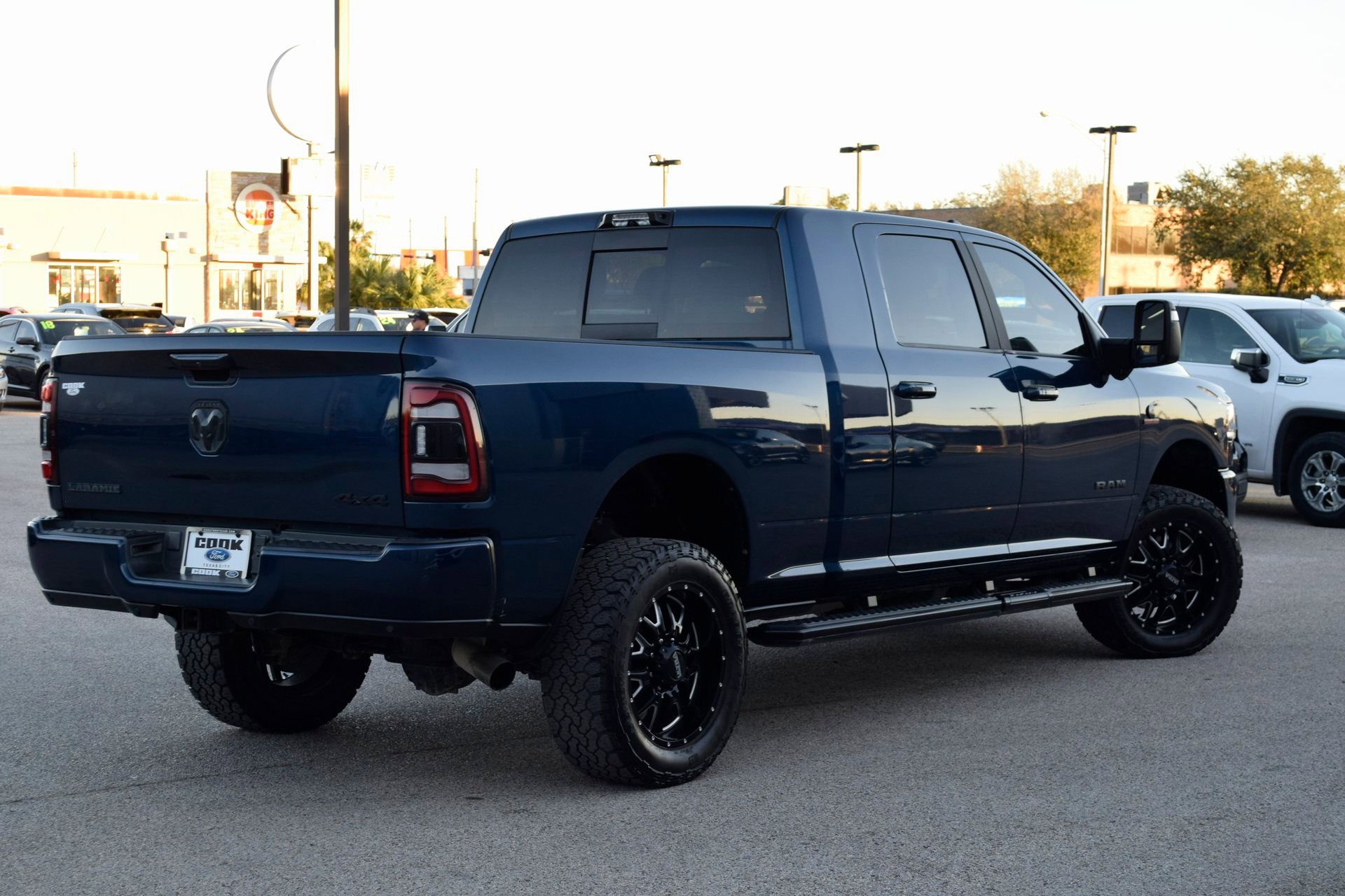 Used 2024 RAM 2500 Laramie w/ Night Edition image 10