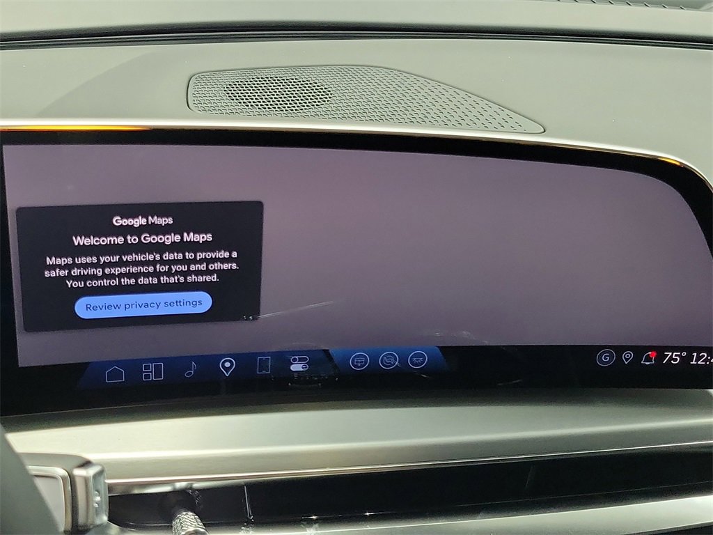 New 2025 Cadillac Lyriq Sport image 14