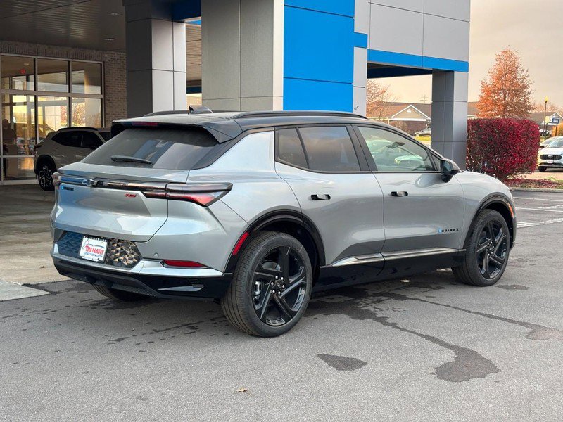 New 2026 Chevrolet Equinox EV RS image 3