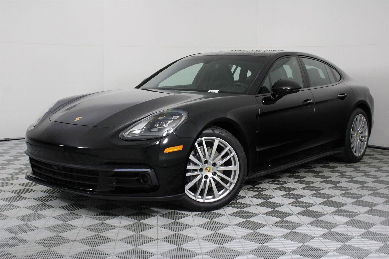 Used 2018 Porsche Panamera 4