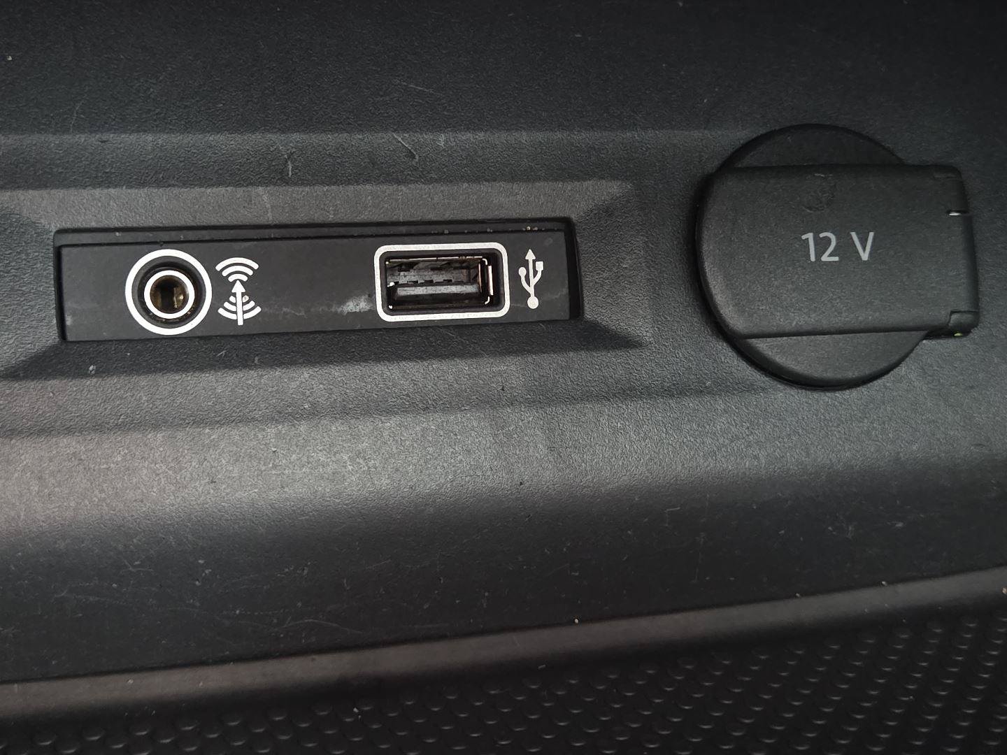 Used 2019 Volkswagen Atlas SE FWD image 27