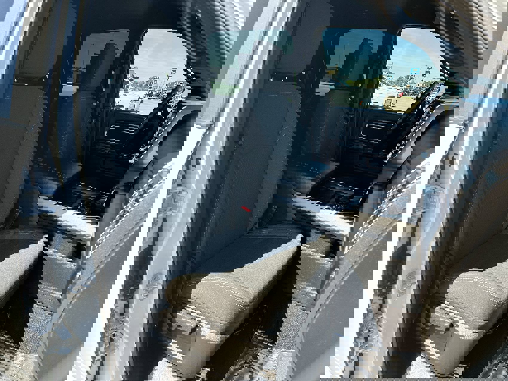 Used 2024 RAM 2500 Lone Star w/ Sport Appearance Package image 24