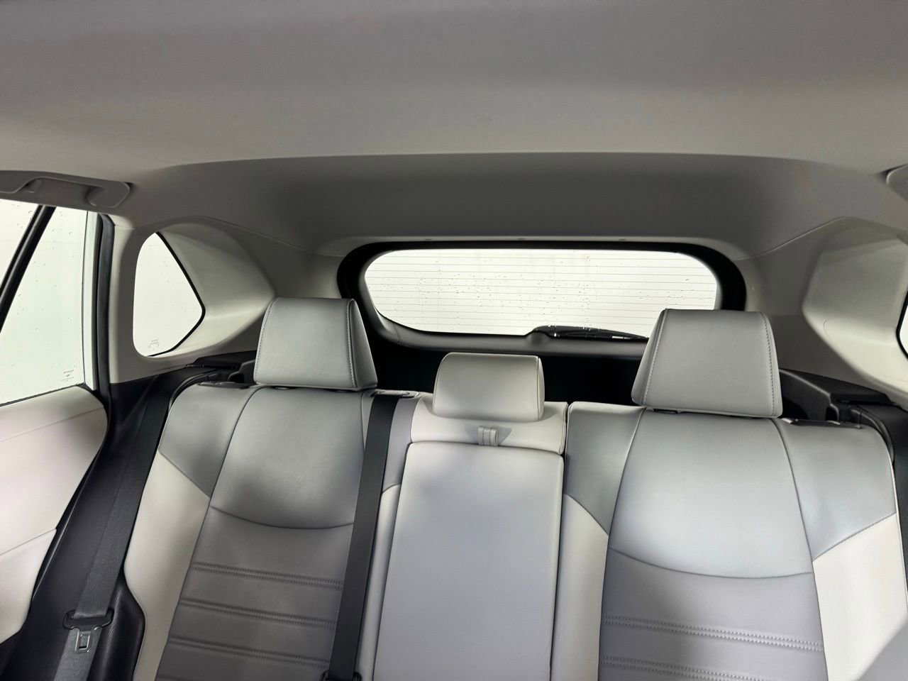 Used 2024 Toyota RAV4 XLE Premium w/ Weather Package image 5