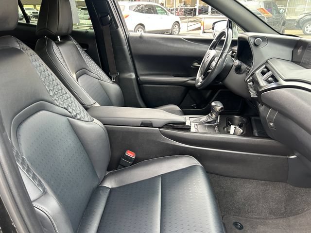 Used 2019 Lexus UX 200 w/ Accessory Package 2 FWD image 32