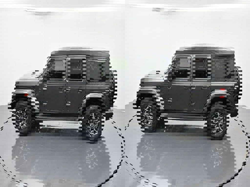 New 2025 Jeep Wrangler Unlimited Sahara w/ Technology Group image 39