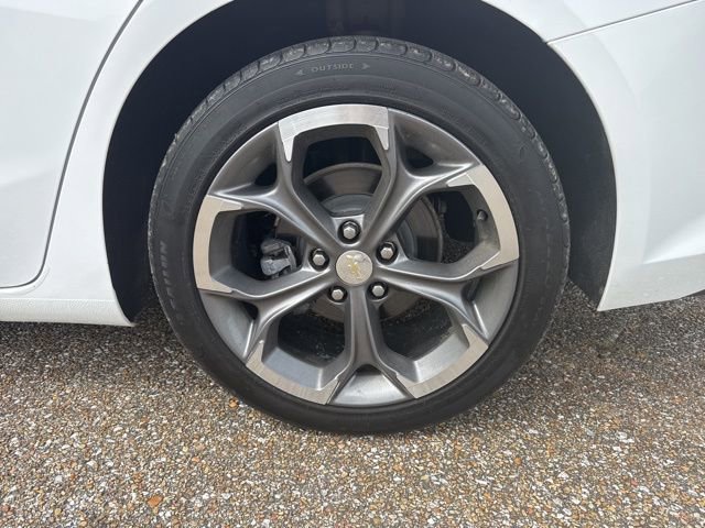Used 2021 Chevrolet Malibu LT FWD image 9