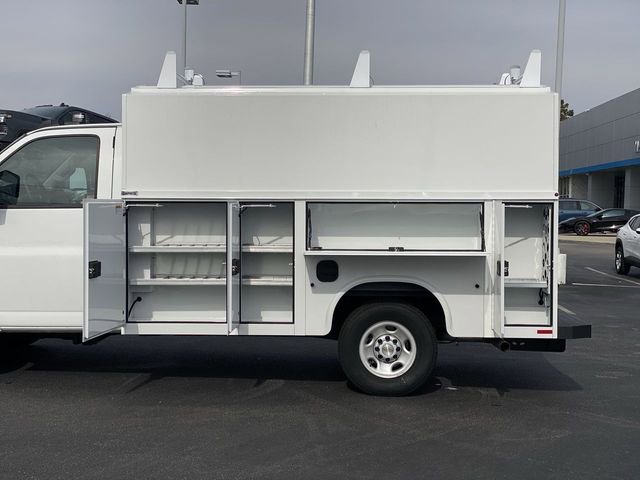 New 2025 Chevrolet Express 3500 w/ Power Convenience Package image 36