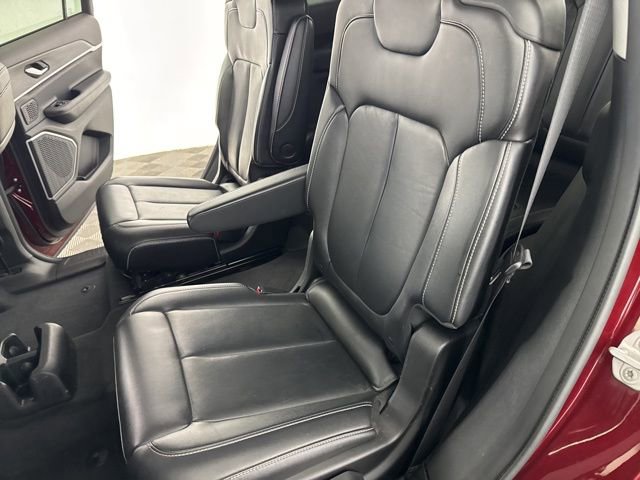 Used 2021 Jeep Grand Cherokee L Limited image 20