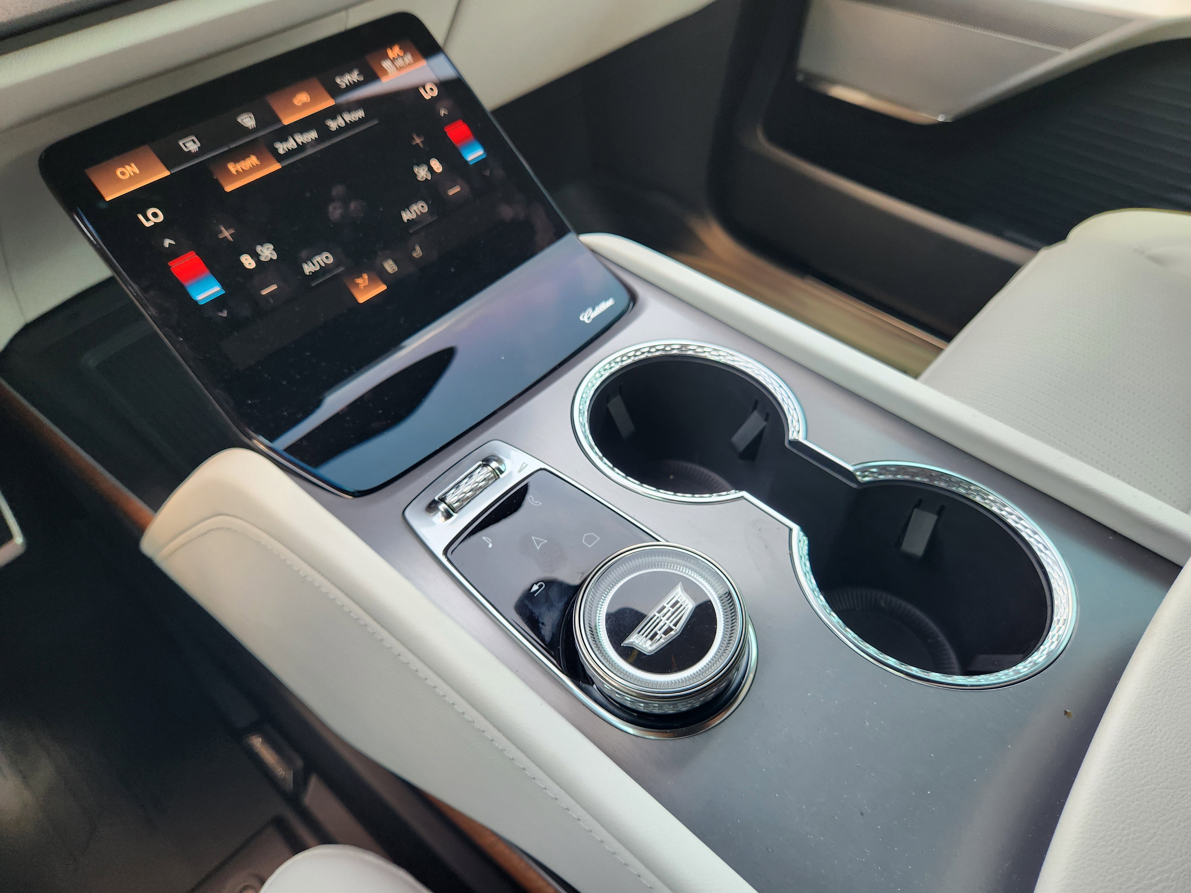 New 2026 Cadillac Vistiq Sport w/ LPO, Floor Liner Package image 14