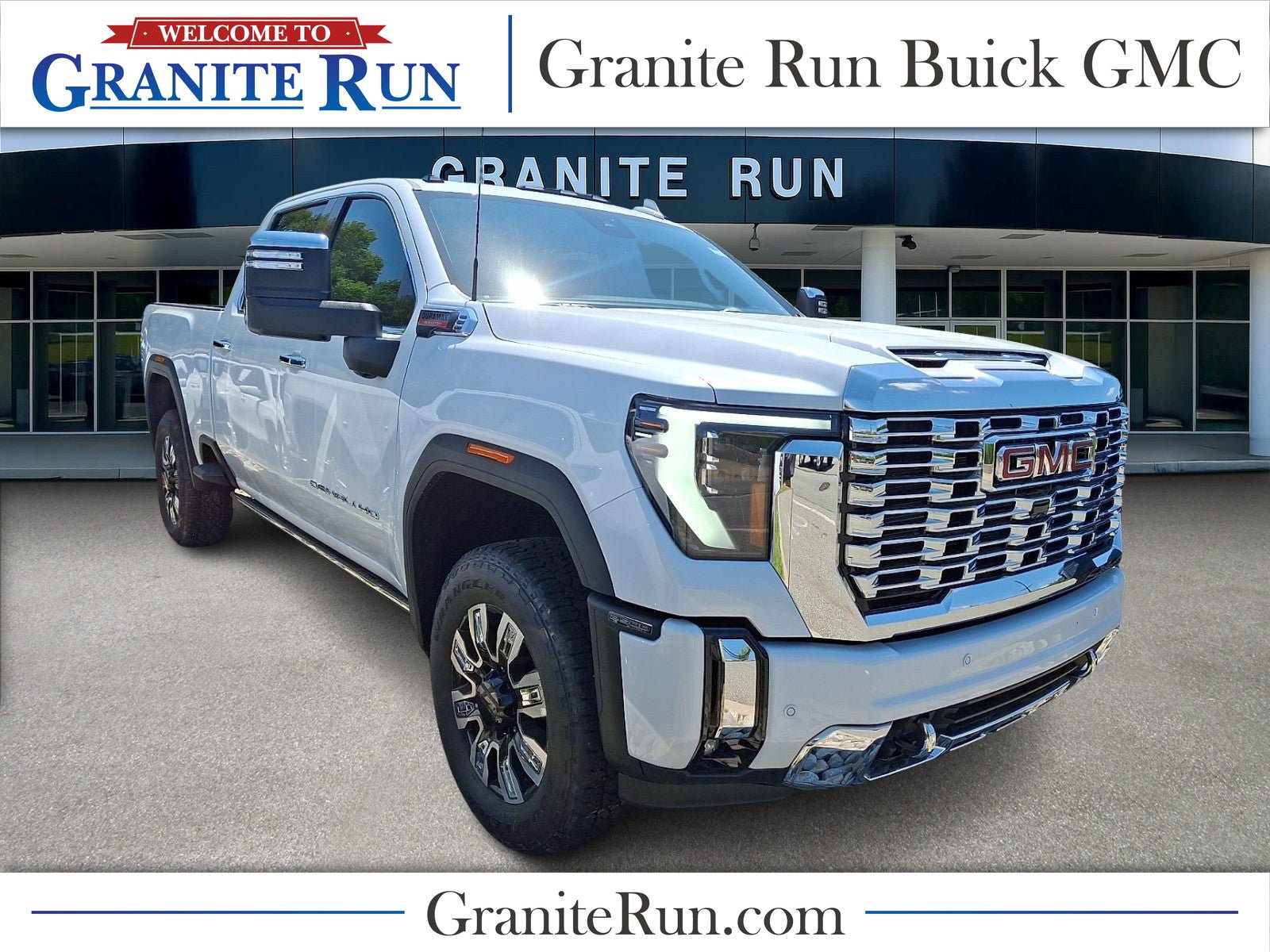 New 2026 GMC Sierra 2500 Denali w/ Denali Reserve Package AWD/4WD image 1