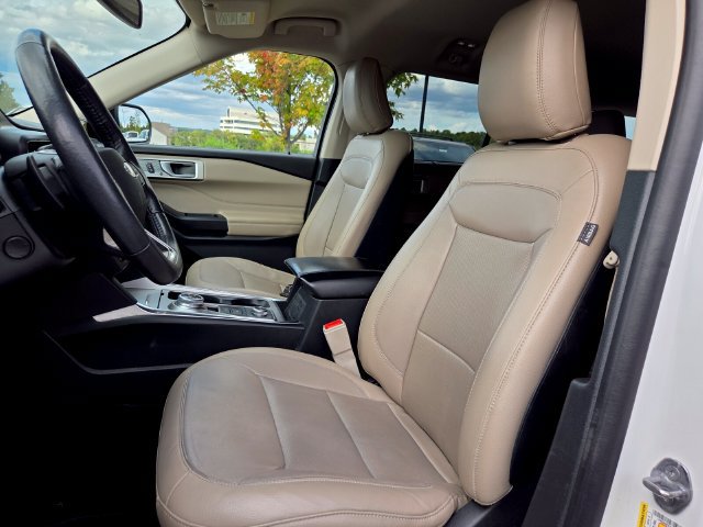 Used 2020 Ford Explorer Limited AWD/4WD image 9
