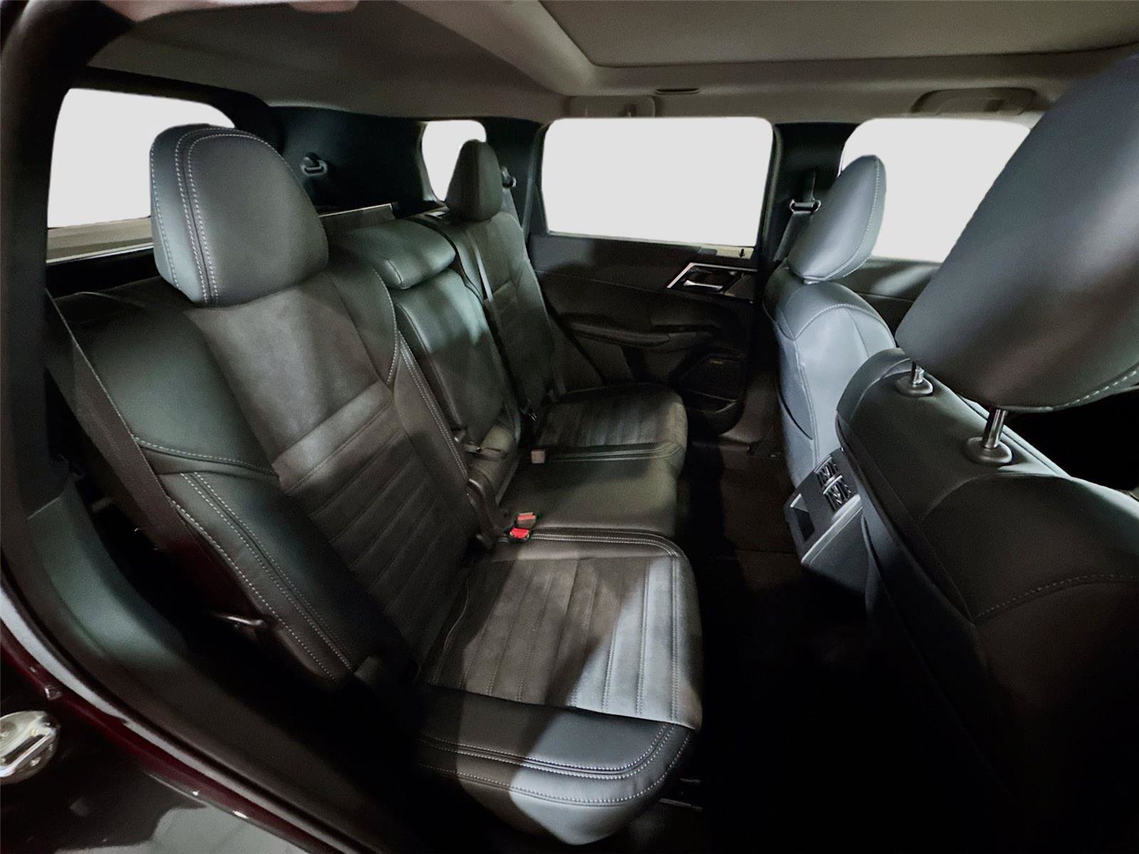 New 2026 Mitsubishi Outlander SE FWD image 22