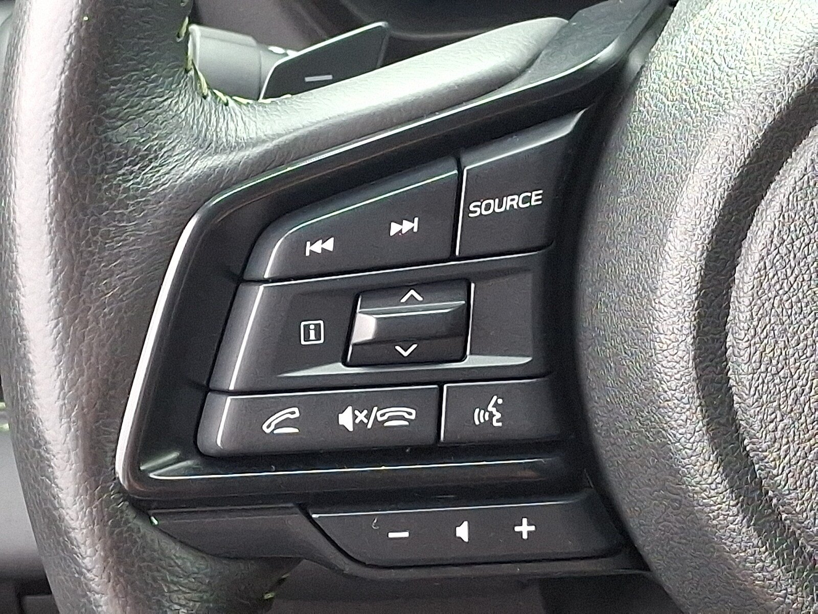 Certified 2023 Subaru Ascent Onyx Edition Limited AWD/4WD image 23
