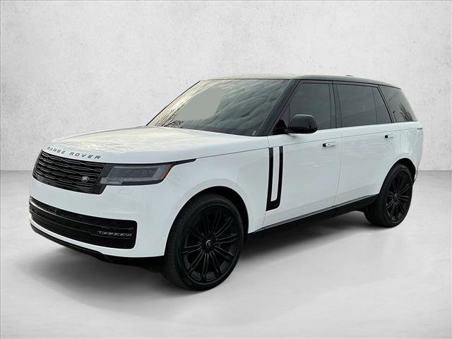 Used 2024 Land Rover Range Rover Long Wheelbase SE image 3