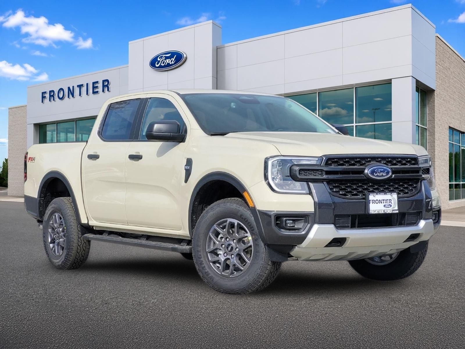 New 2025 Ford Ranger XLT w/ FX4 Off-Road Package
