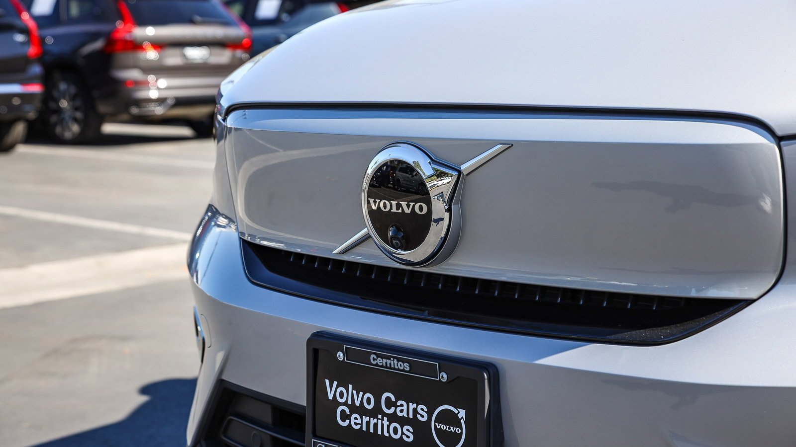 Used 2023 Volvo C40 P8 Recharge Ultimate image 3