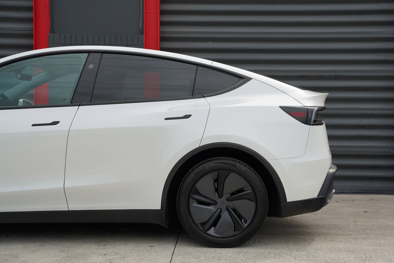 Used 2026 Tesla Model Y Long Range RWD image 6