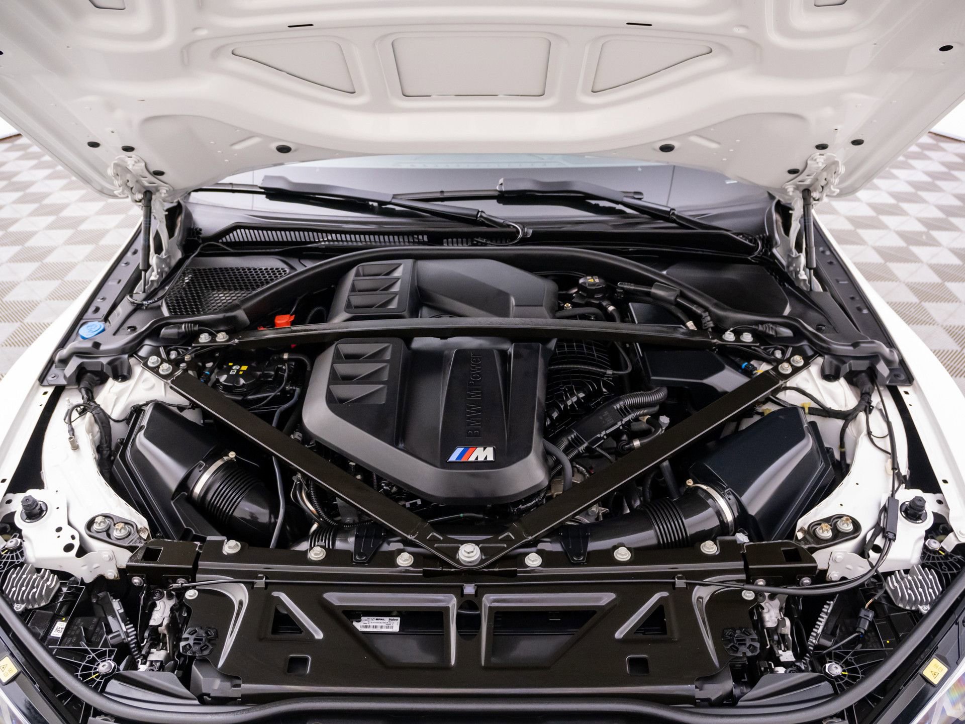 Used 2024 BMW M4 xDrive Competition AWD/4WD image 34