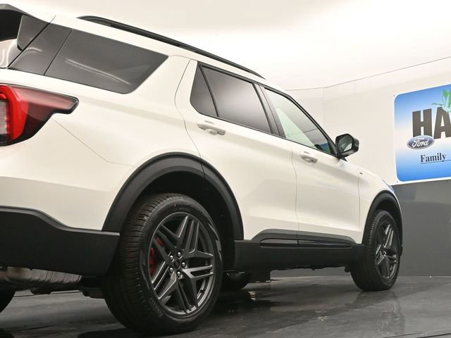 New 2026 Ford Explorer ST-Line w/ ST-Line Street Pack image 23