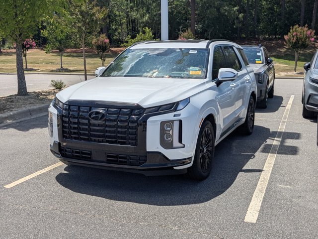 Used 2024 Hyundai Palisade Calligraphy AWD/4WD image 3