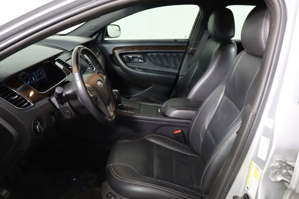 Used 2014 Ford Taurus Limited FWD image 14