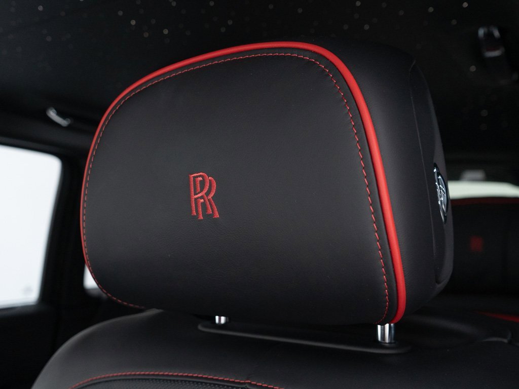 Certified 2024 Rolls-Royce Cullinan Black Badge w/ Dark Exterior Package image 18