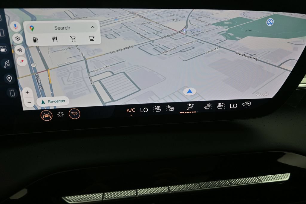 New 2027 Buick Enclave Avenir w/ LPO, Floor Liner Package AWD/4WD image 22