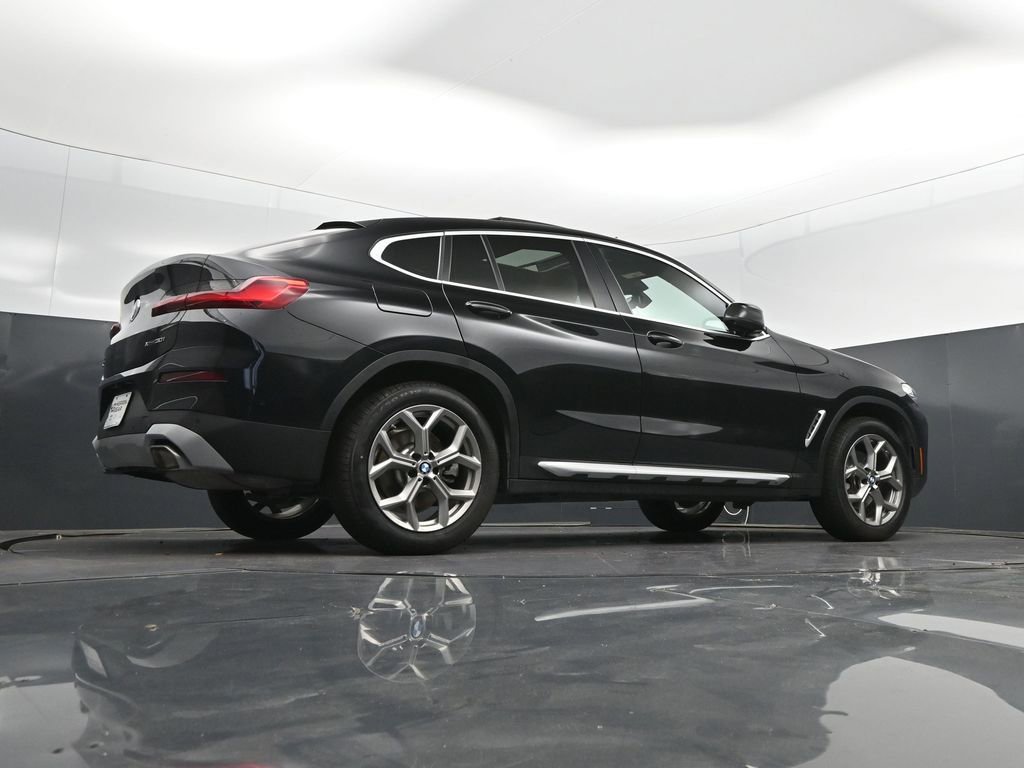 Certified 2025 BMW X4 xDrive30i w/ Premium Package AWD/4WD image 42