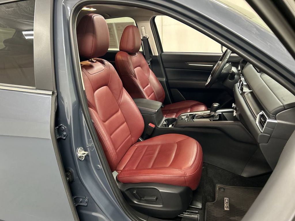 Certified 2024 MAZDA CX-5 Carbon Edition image 23