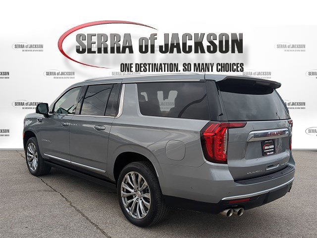 Used 2023 GMC Yukon XL Denali w/ Denali Reserve Package image 7
