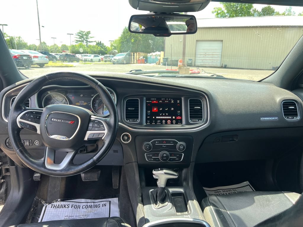 Used 2015 Dodge Charger SXT w/ AWD Plus Group image 17
