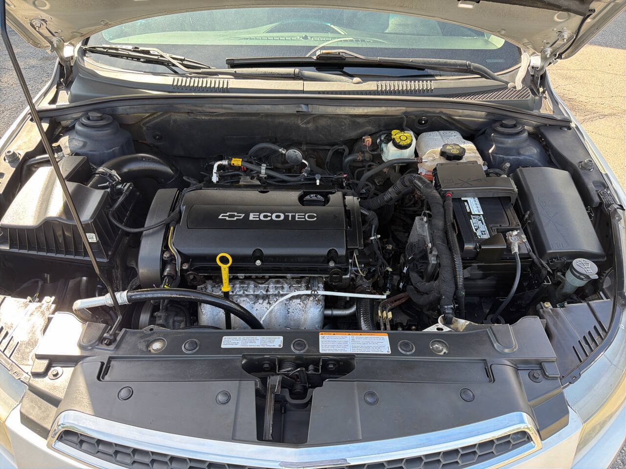 Used 2012 Chevrolet Cruze LS w/ Connectivity Package FWD image 28