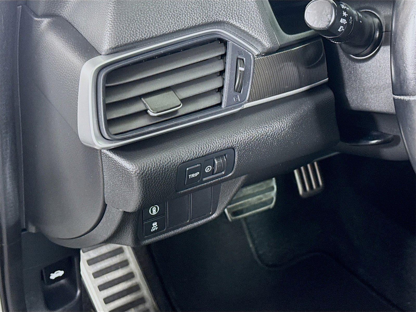 Used 2021 Honda Accord Sport image 8