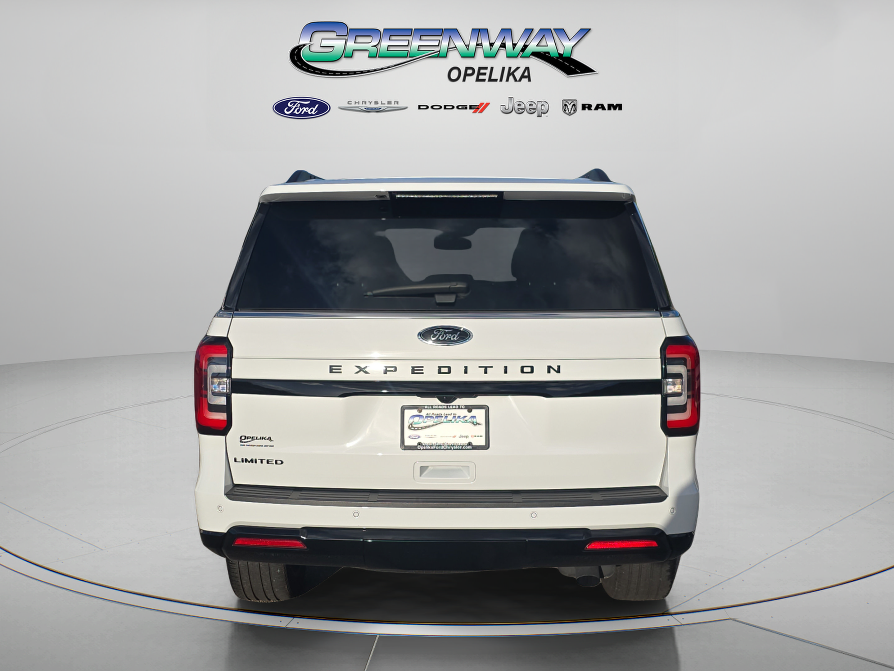 Used 2024 Ford Expedition Limited RWD image 6