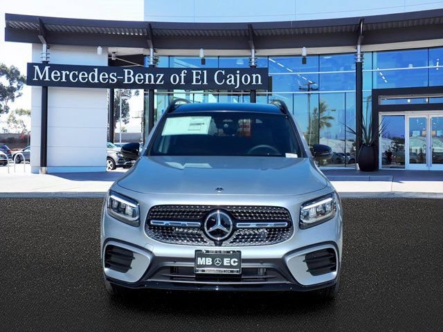 New 2026 Mercedes-Benz GLB 250 image 2