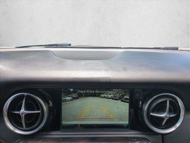 Used 2017 Mercedes-Benz SLC 300 image 13